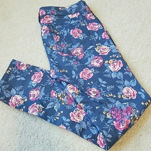 Arizona sz 3 floral ankle pants - Picture 1 of 7